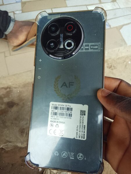 Smartphone Spark 10 Pro