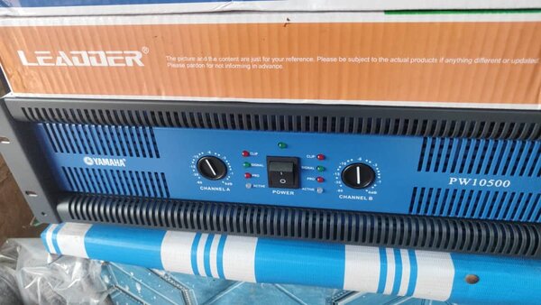 Amplifié Yamaha 16 Transistor