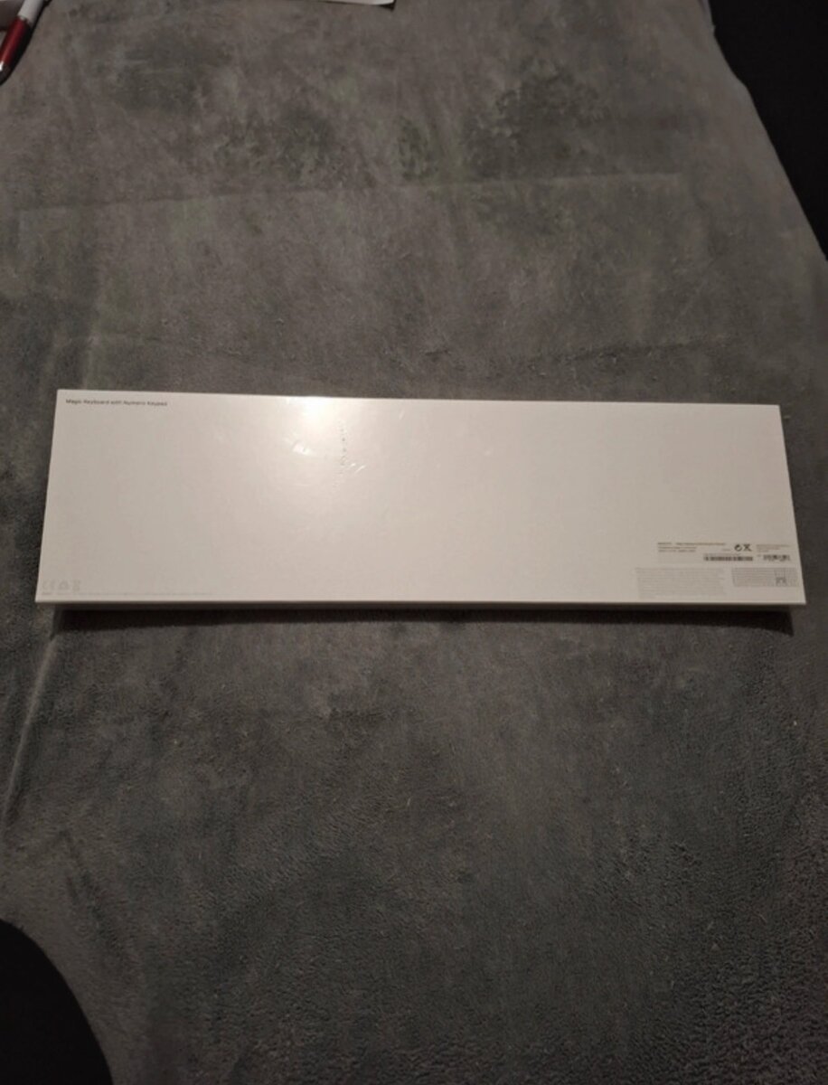 Apple Magic Keyboard w Numeric