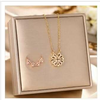 Collier Cœurs en Or plaqué