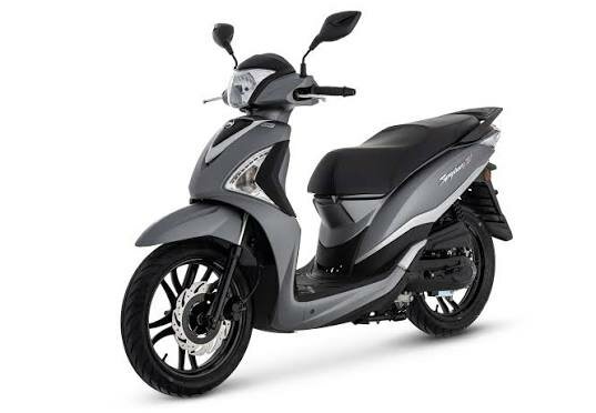 Scooter moderne et élégant