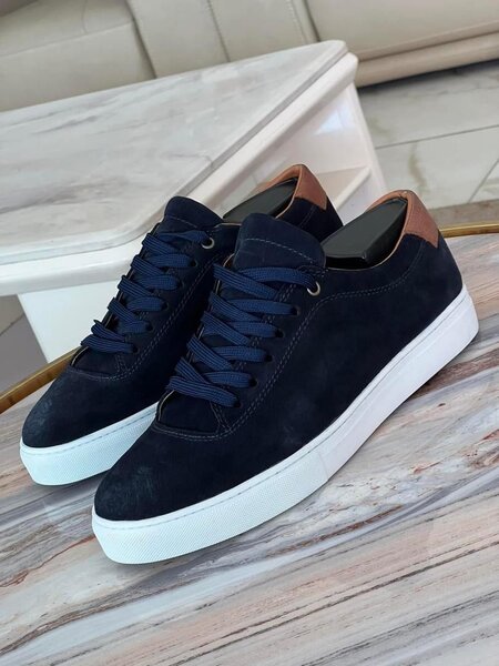 Sneakers en cuir style urbain