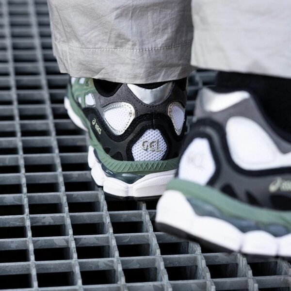 Baskets sport élégantes