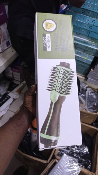 Brosse Chauffante 2000W