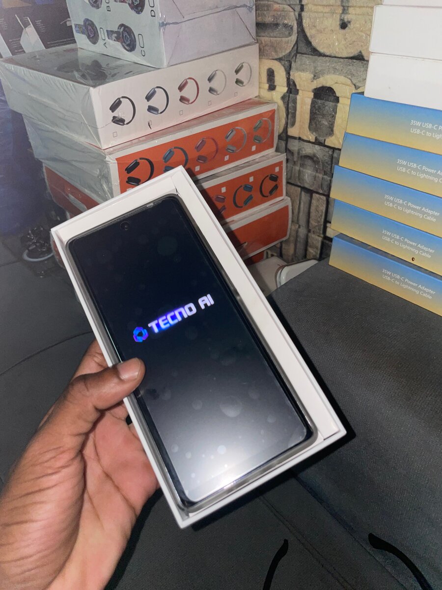 Smartphone Tecno Camon 40