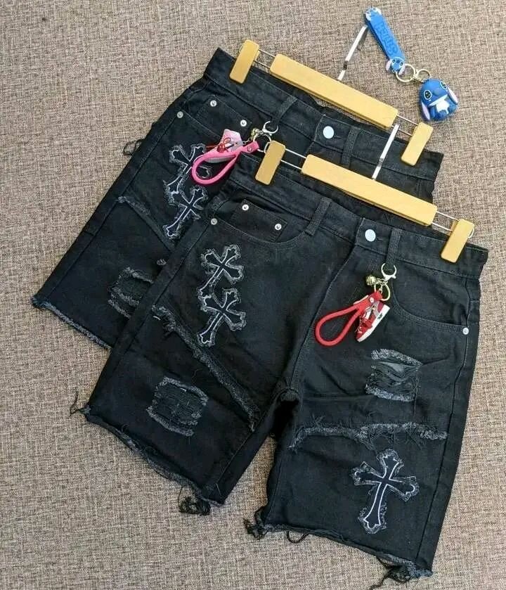 Men's short jeans