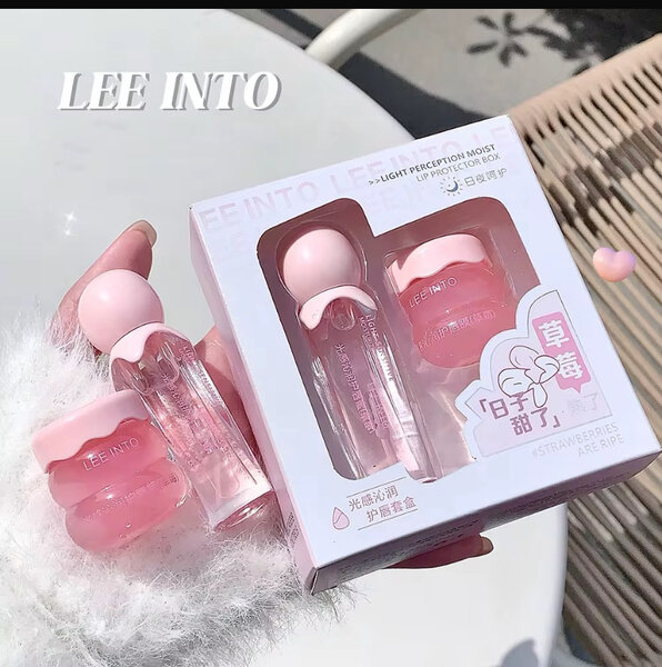 Gloss à lèvres rose brillant