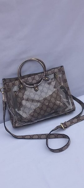 Sac à main transparent chic