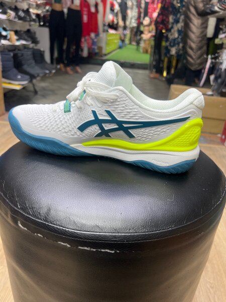 ASICS
