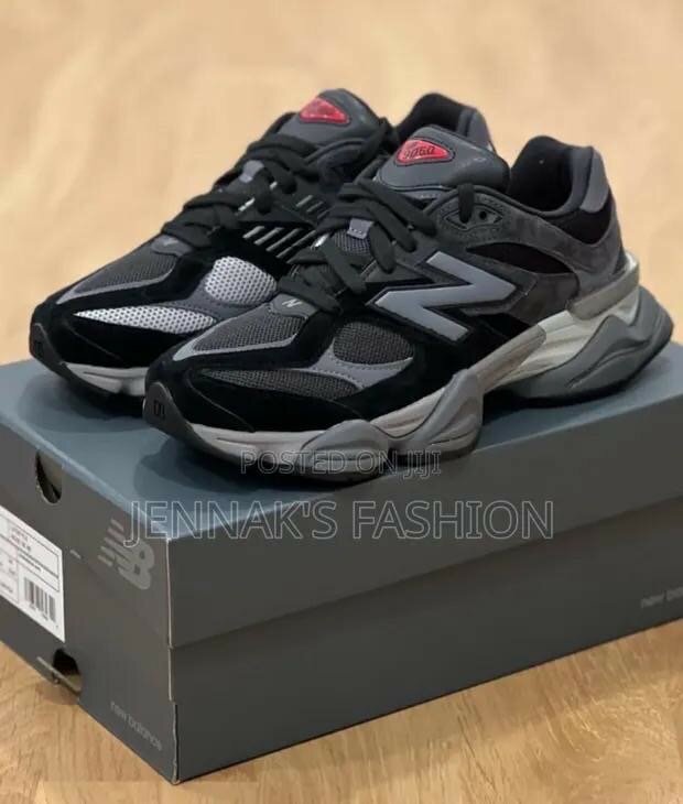 NEW BALANCE 9060