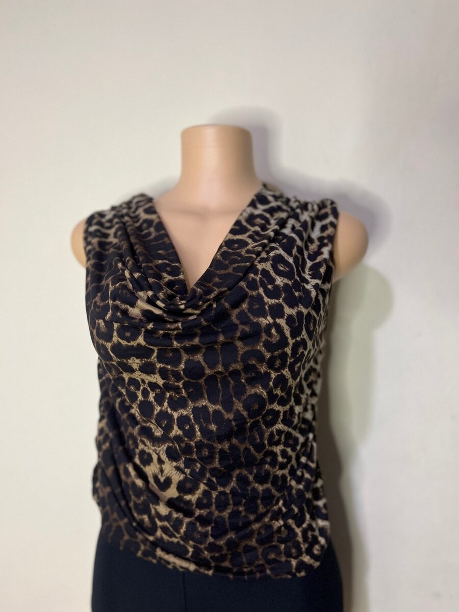 Haut sans manches à imprimé léopard