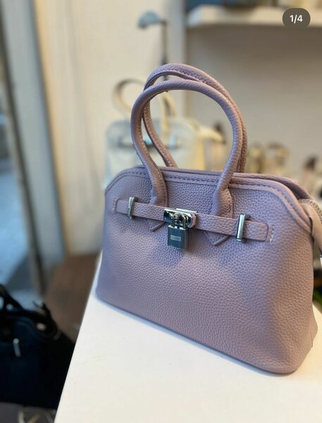 Sac à main en cuir élégant