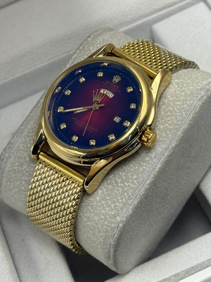 Montre élégante en acier inoxydable