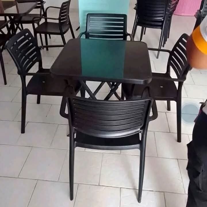 Table de café moderne