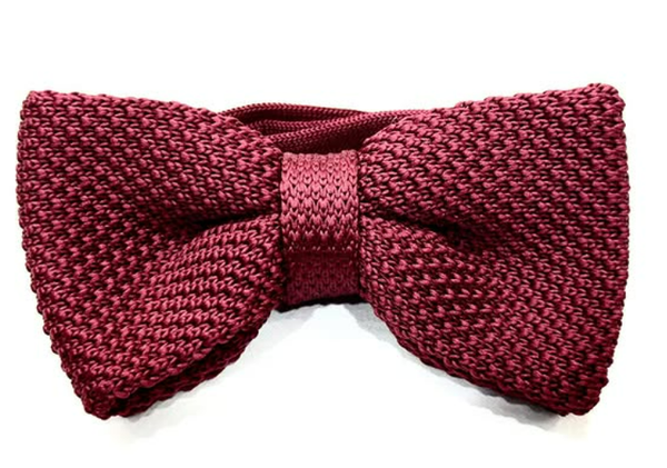 KNITTED BOWTIES