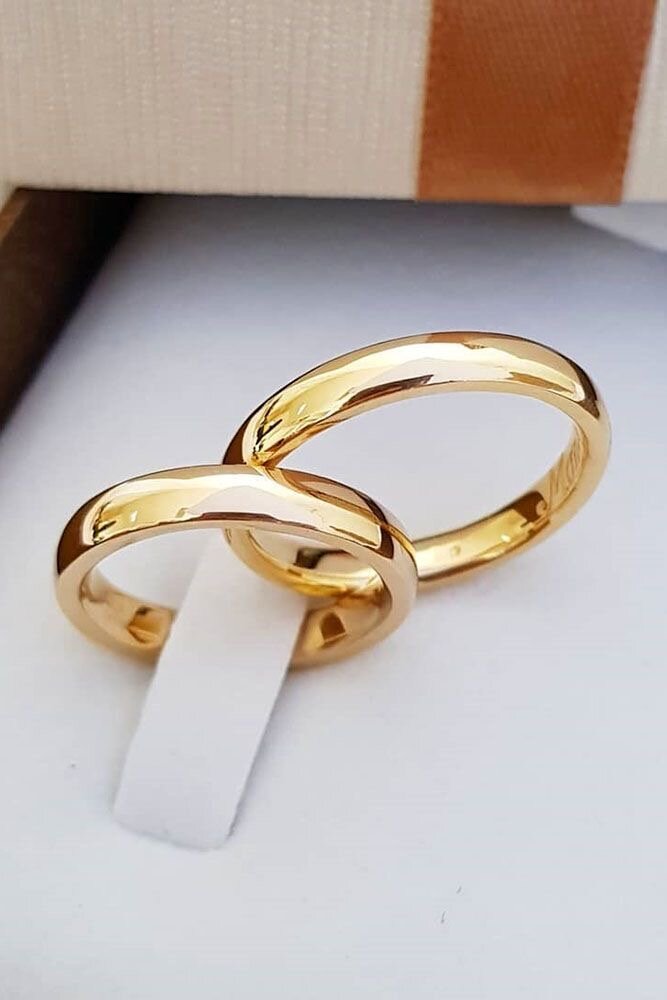 Alliances en or élégantes