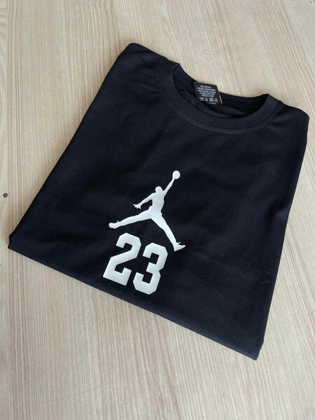 Women's T shirt  Black Free size 