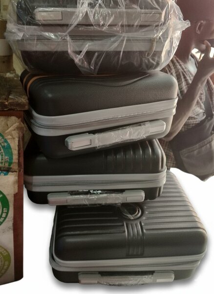 Valises rigides élégantes