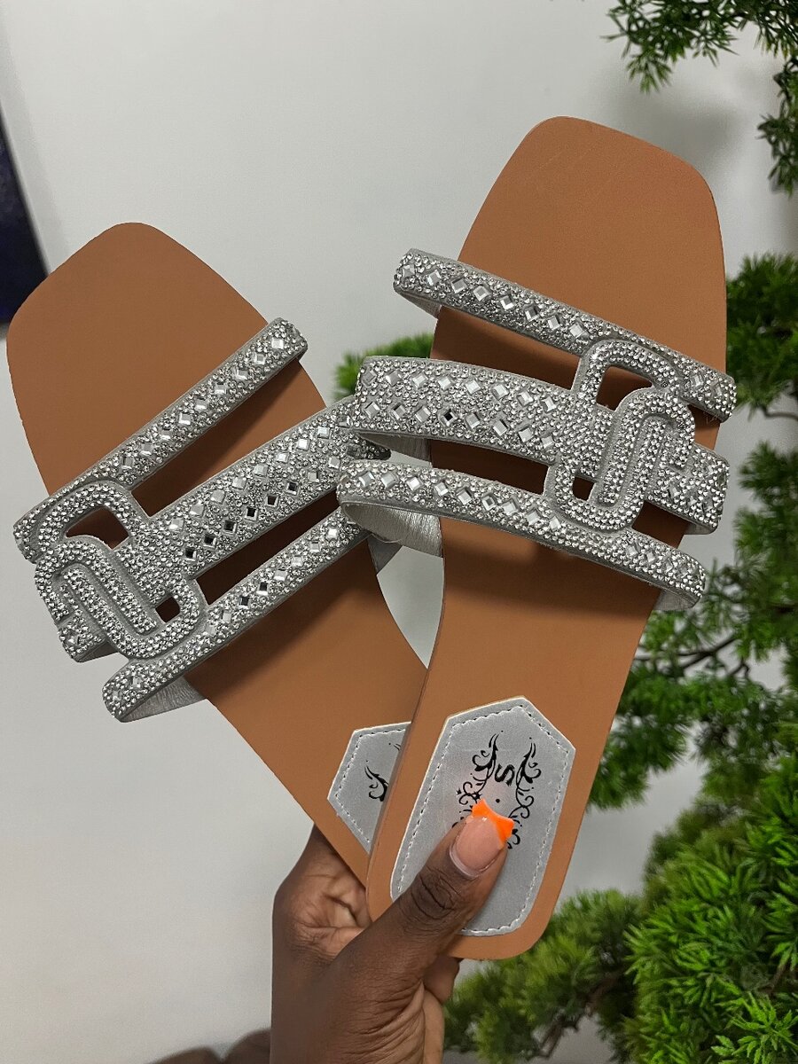 Women Slippers/flip flops