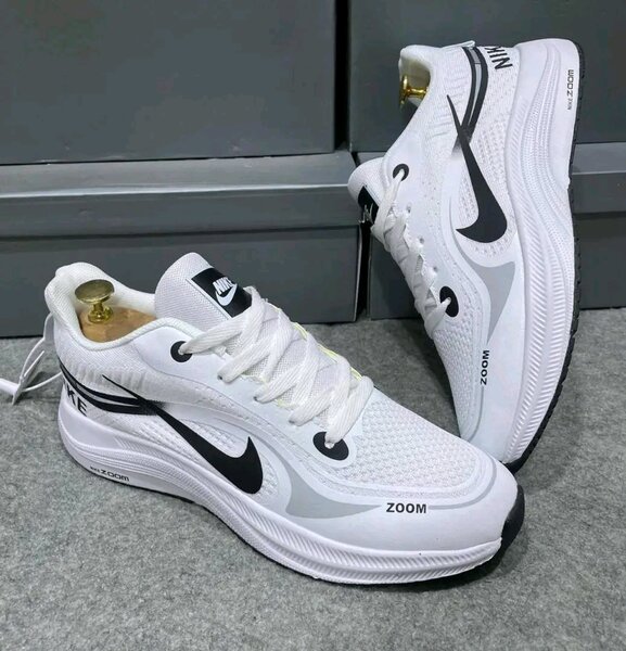 Chaussure de sport Nike