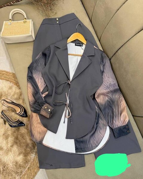 Ensemble tailleur élégant femme