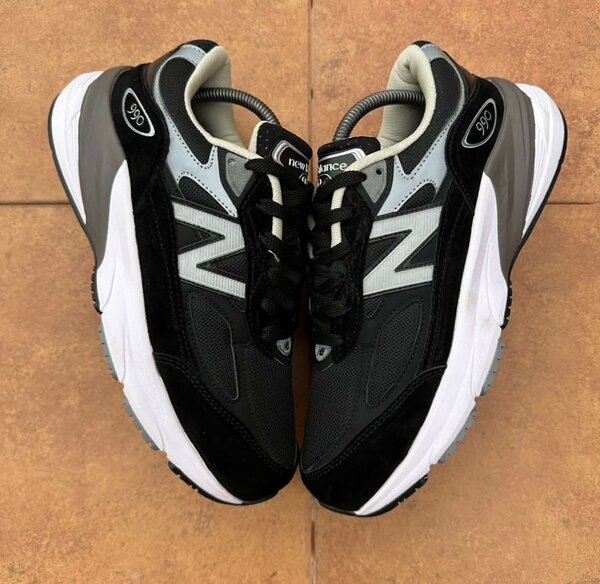 NEW BALANCE 990