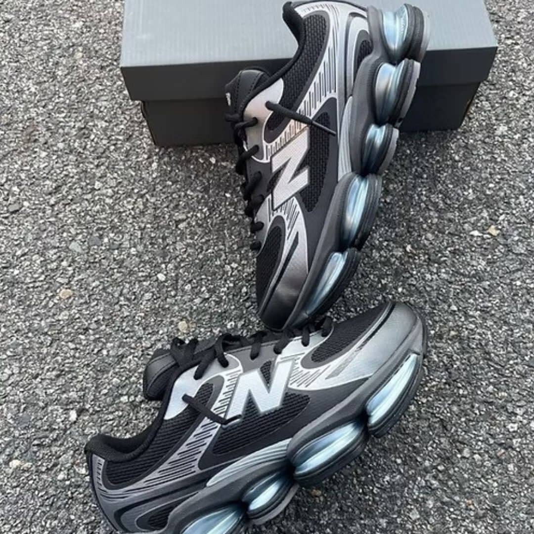 NEW BALANCE  2000 running