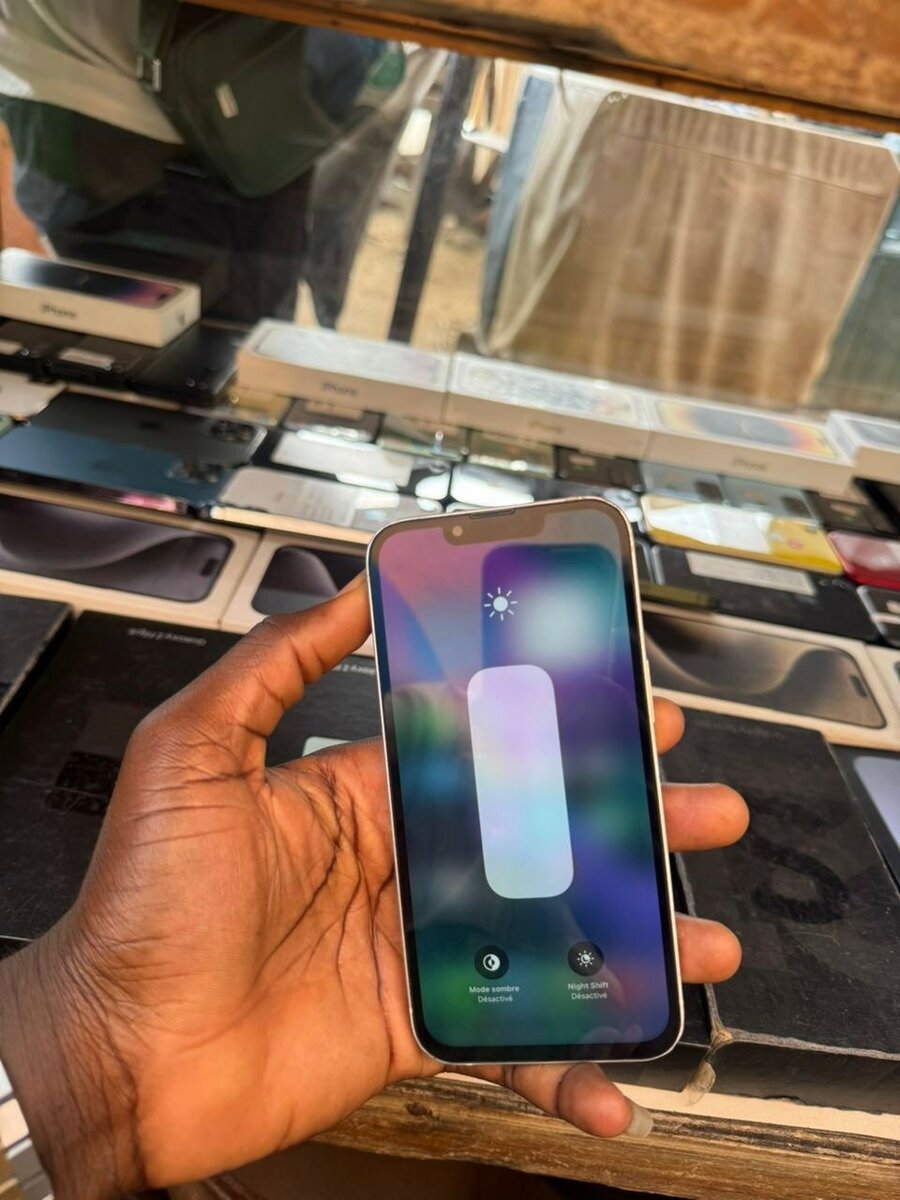 iPhone 13simple sans ID