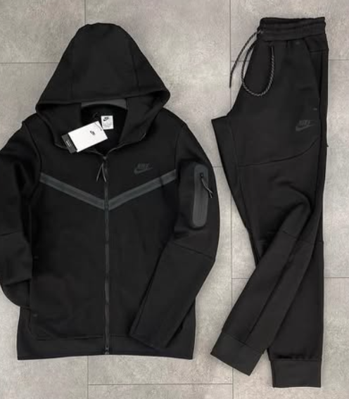 Tech Fleece старый сезон