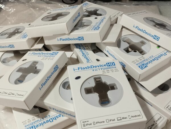 CLÉS USB 3.0 OTG 4 en 1 - 32G