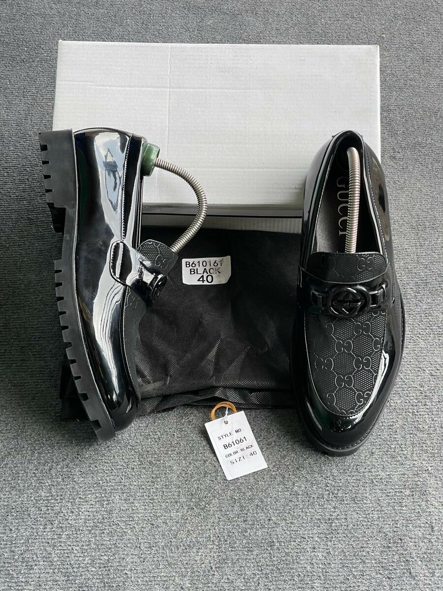 Soulier Gucci