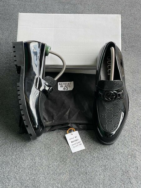 Soulier Gucci