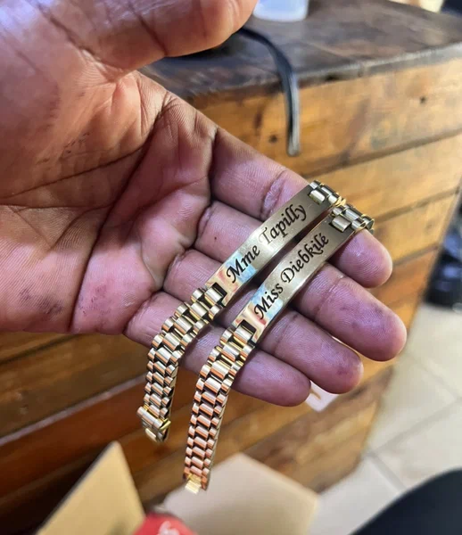 Bracelet personnalisé en acier inoxydable