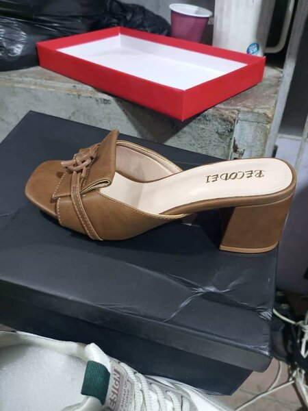 Sandales à talons élégantes