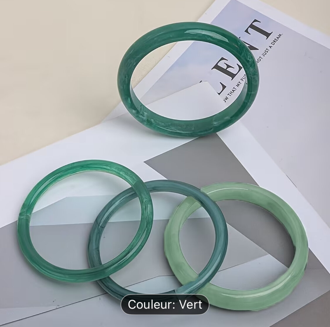 Bracelets en jade vert