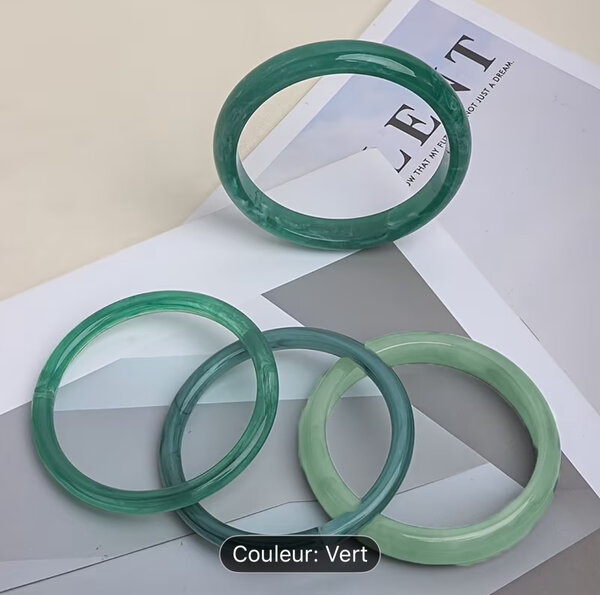 Bracelets en jade vert