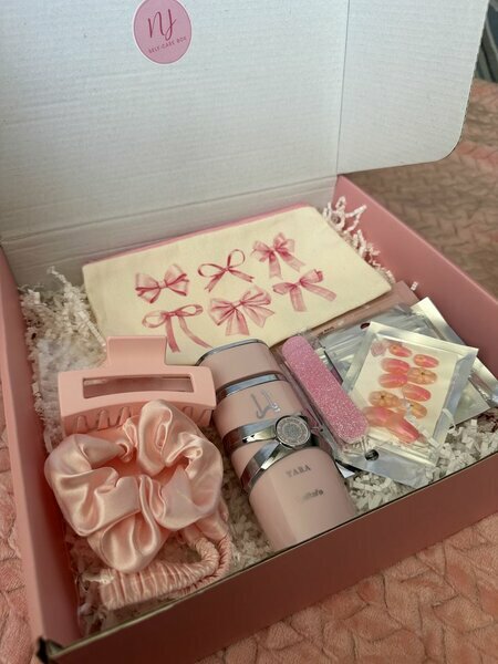 Box accessoires fille/roses