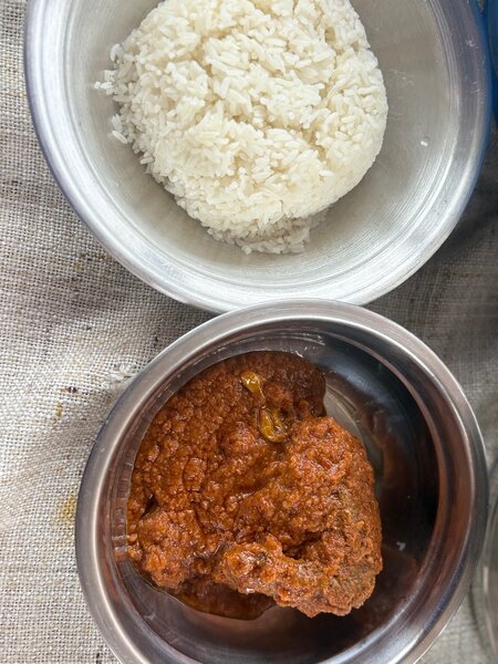 Riz + sauce tomate au poulet