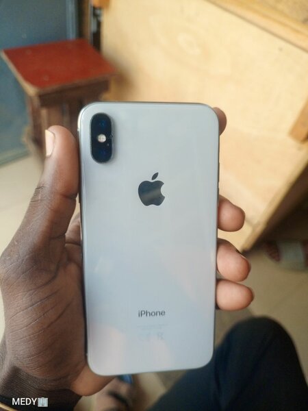 iPhone X 64GB Argent