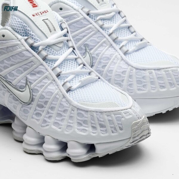 Baskets sport blanches Nike