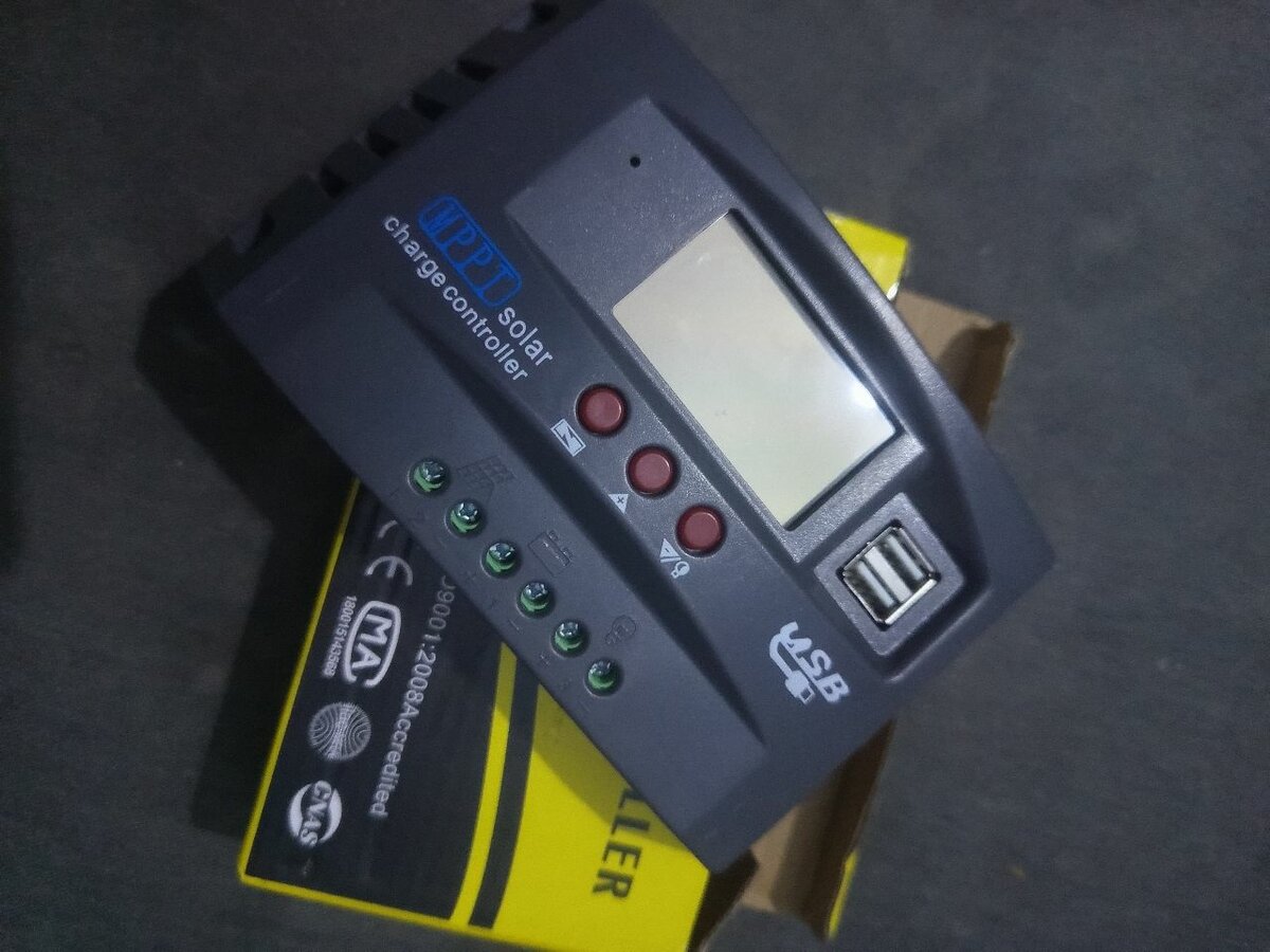 Contrôleur énergie MPPT 60A