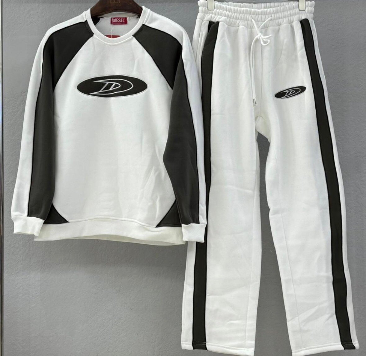 Tenue de jogging Essentials