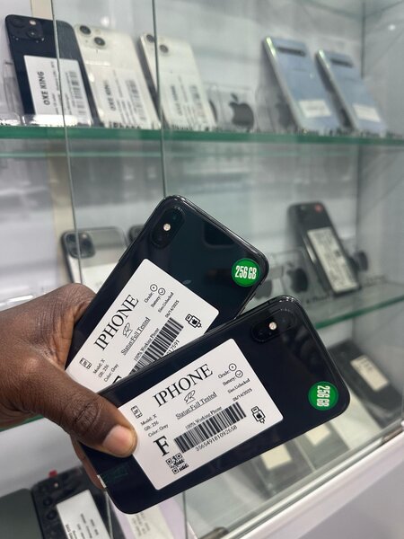 iPhone X 256giga Casi neuf