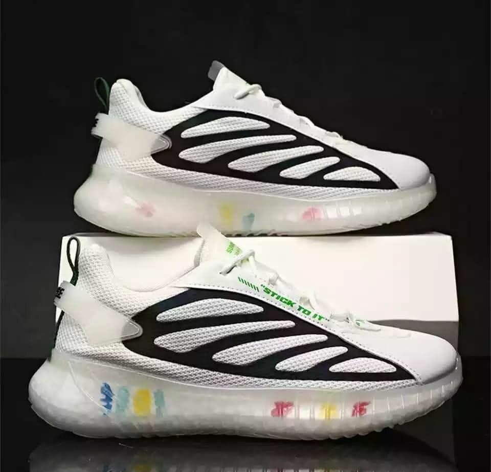 Baskets tendance colorées