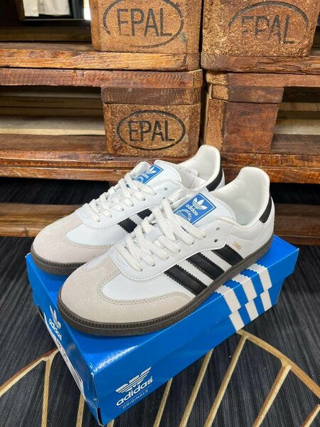 Adidas Baskets Blanches Trendy