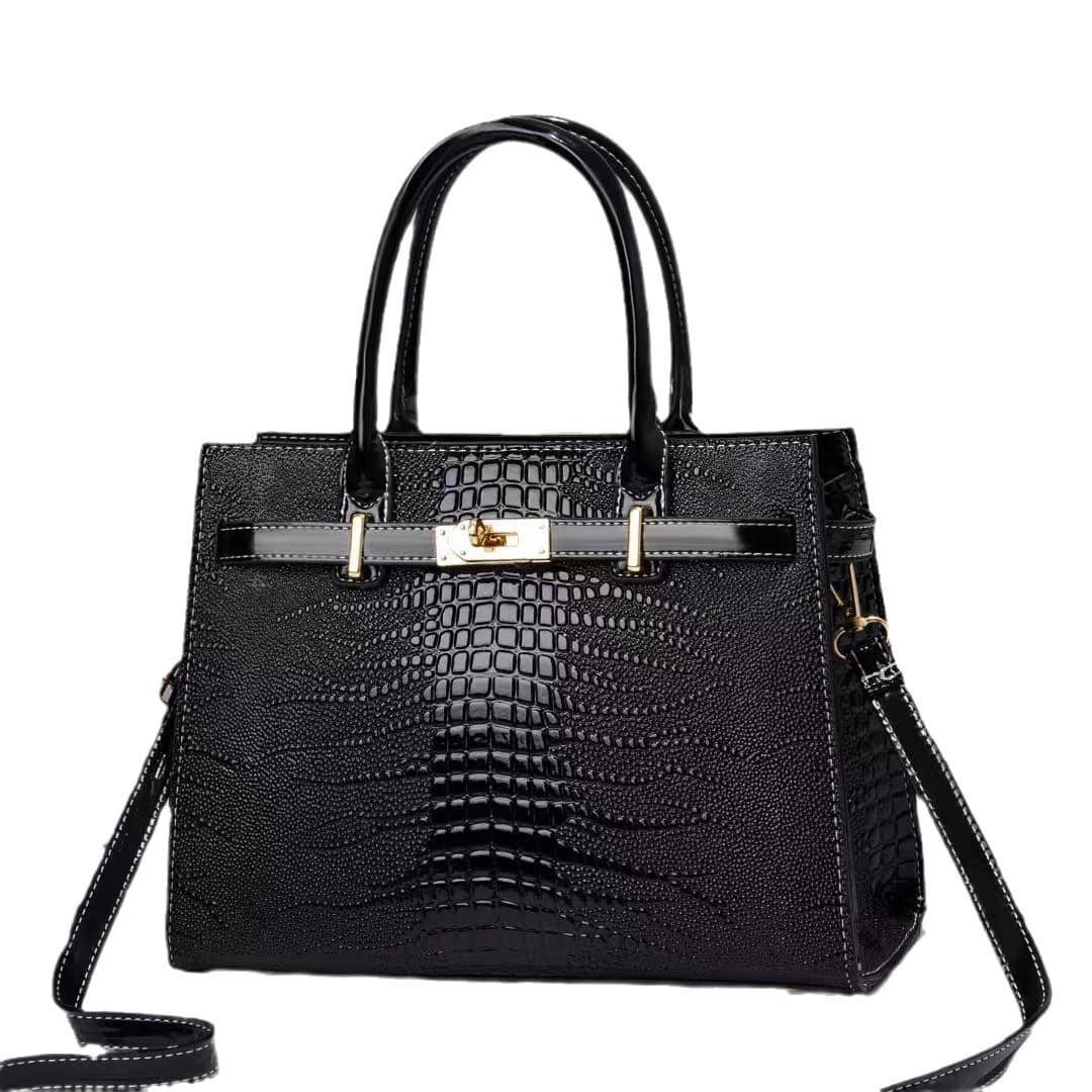High quality, stylish women's bag black