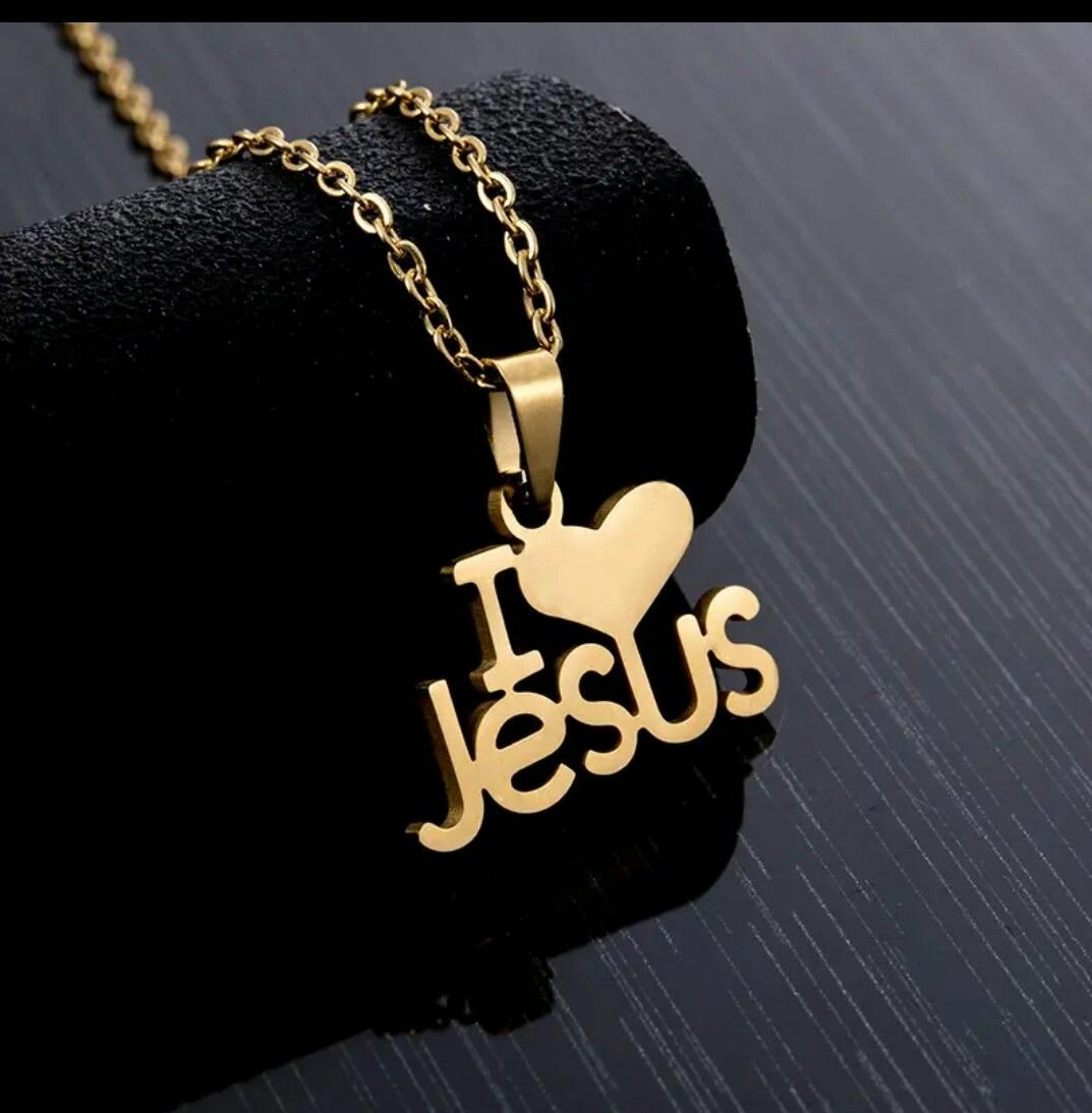 Collier Pendentif 'I Love Jesus'