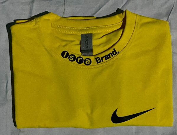 T-shirt jaune "Just Do It"