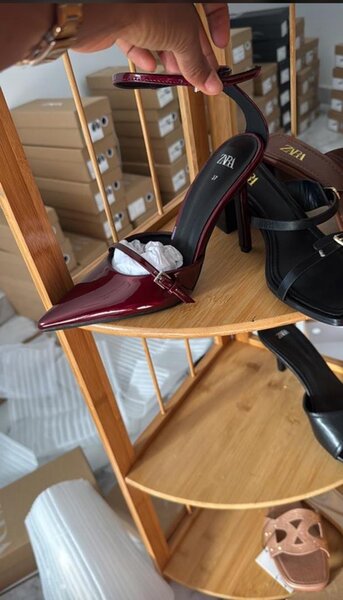 Escarpins à talons aiguilles élégants