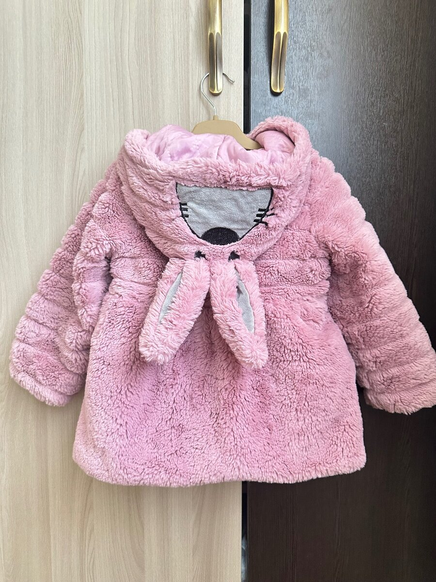 Продается шубка на 2-3 г